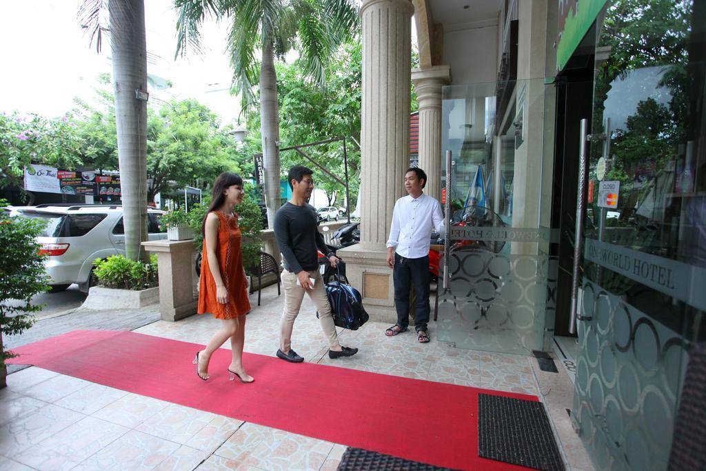 Hotel One World